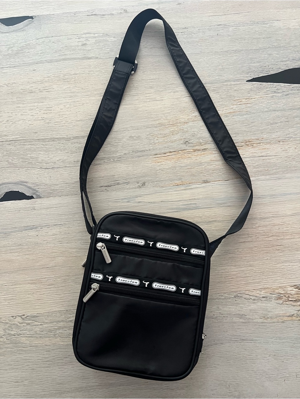 Travelon Anti-theft Black Nylon Satchel Travel Purse Bag Passport Holder